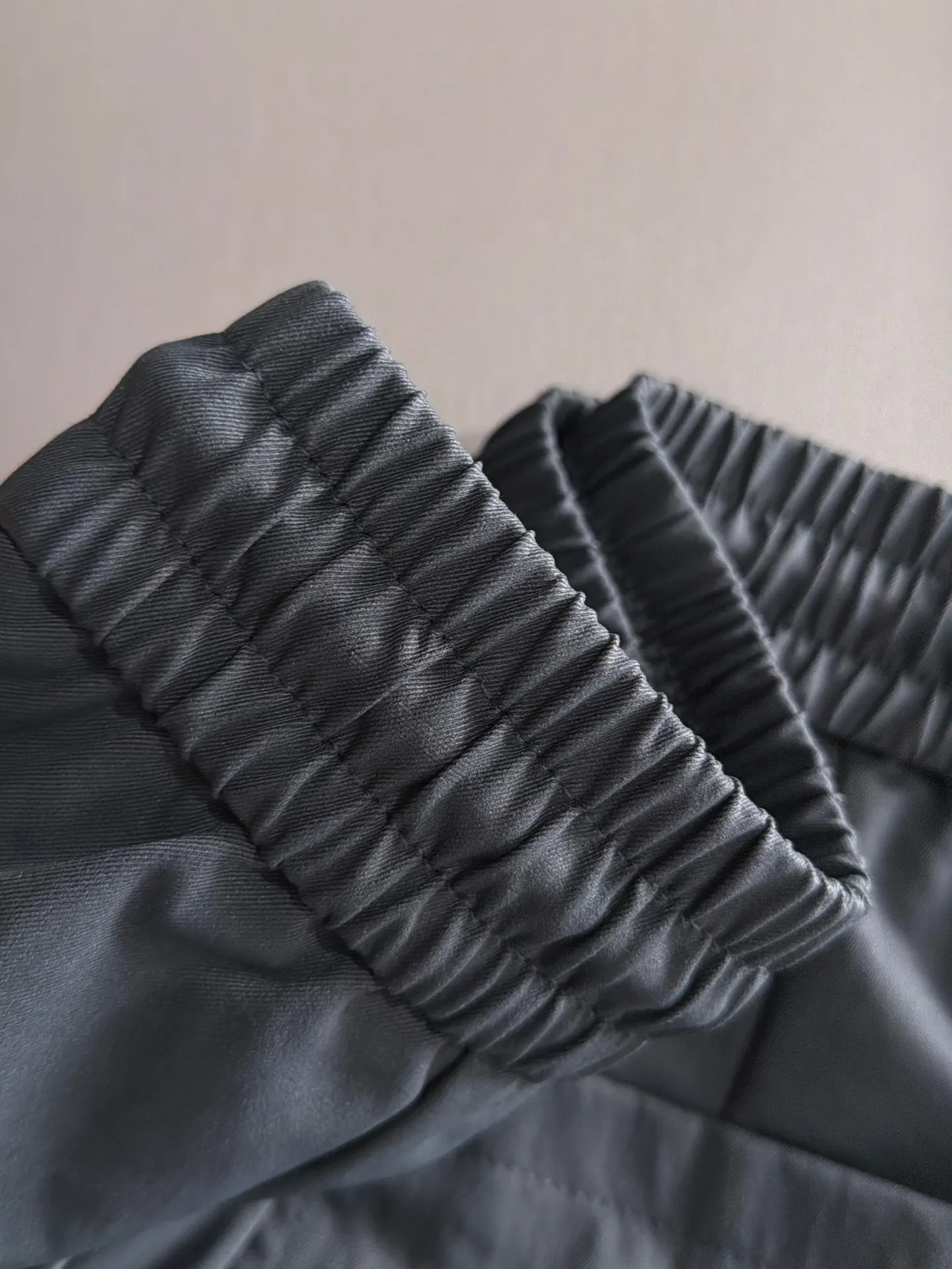 Crocodile 2026 spring and summer New Arrival casual pants, custom-made fabrics Breathable at the counter, high comfort, impeccable details, brand element design concept, reflecting high quality. It feels delicate and soft! It presents a casual cut and the upper body shape is great! Sizes:M-4XL